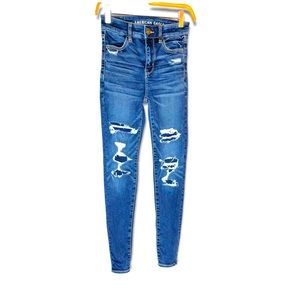 American Eagle Trendy Distressed Slim Dark Wash High Waisted Jeans Size US 00